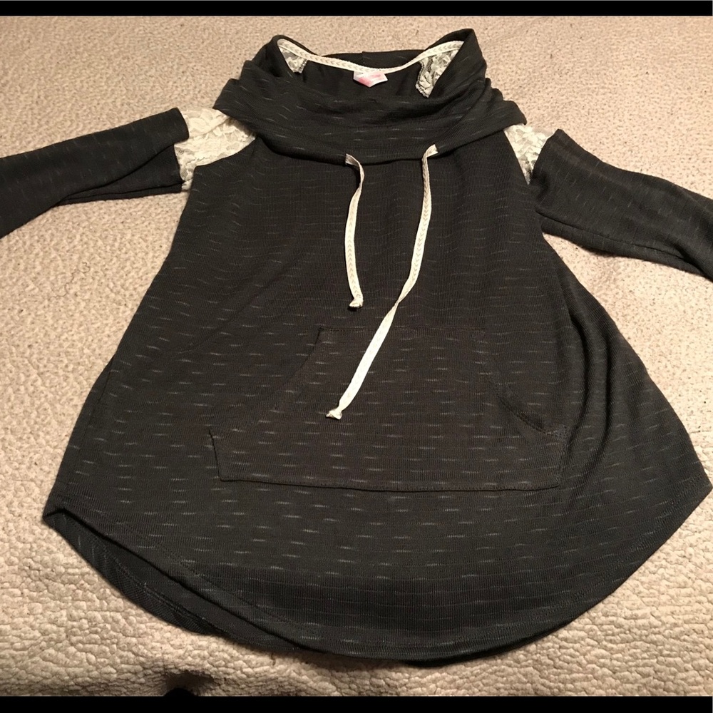 Cowl Nevk Pullover Sweater NWOT